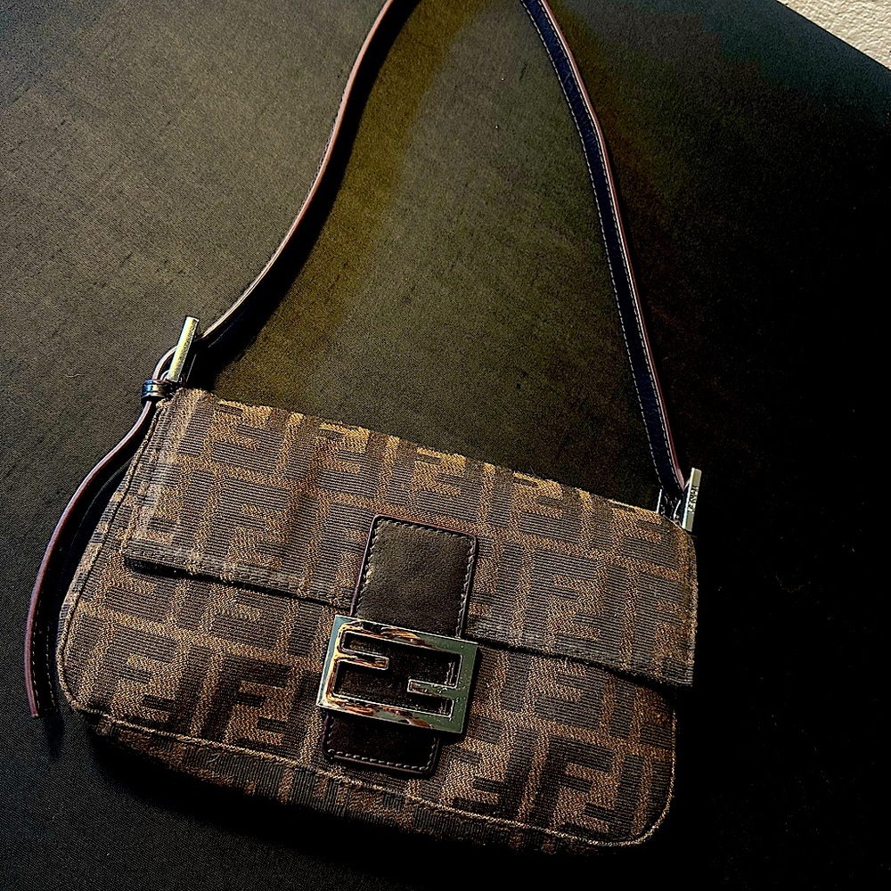 Fendi Baguette